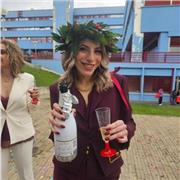 Laureata in lettere per aiuto compiti materie umanistiche